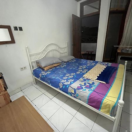 Spot On 94142 Al Fatih Residence Syariah 2 Jakarta Bagian luar foto