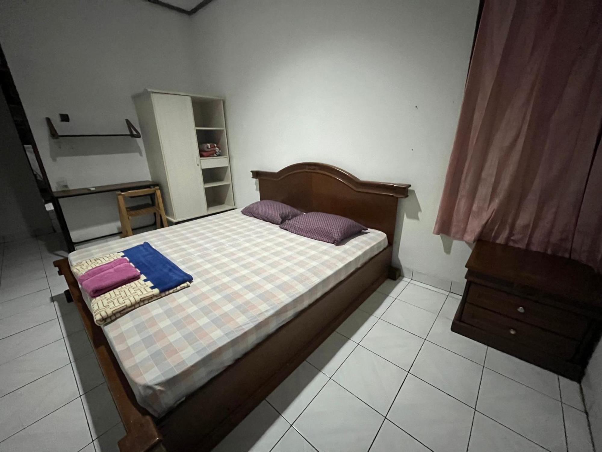 Spot On 94142 Al Fatih Residence Syariah 2 Jakarta Bagian luar foto