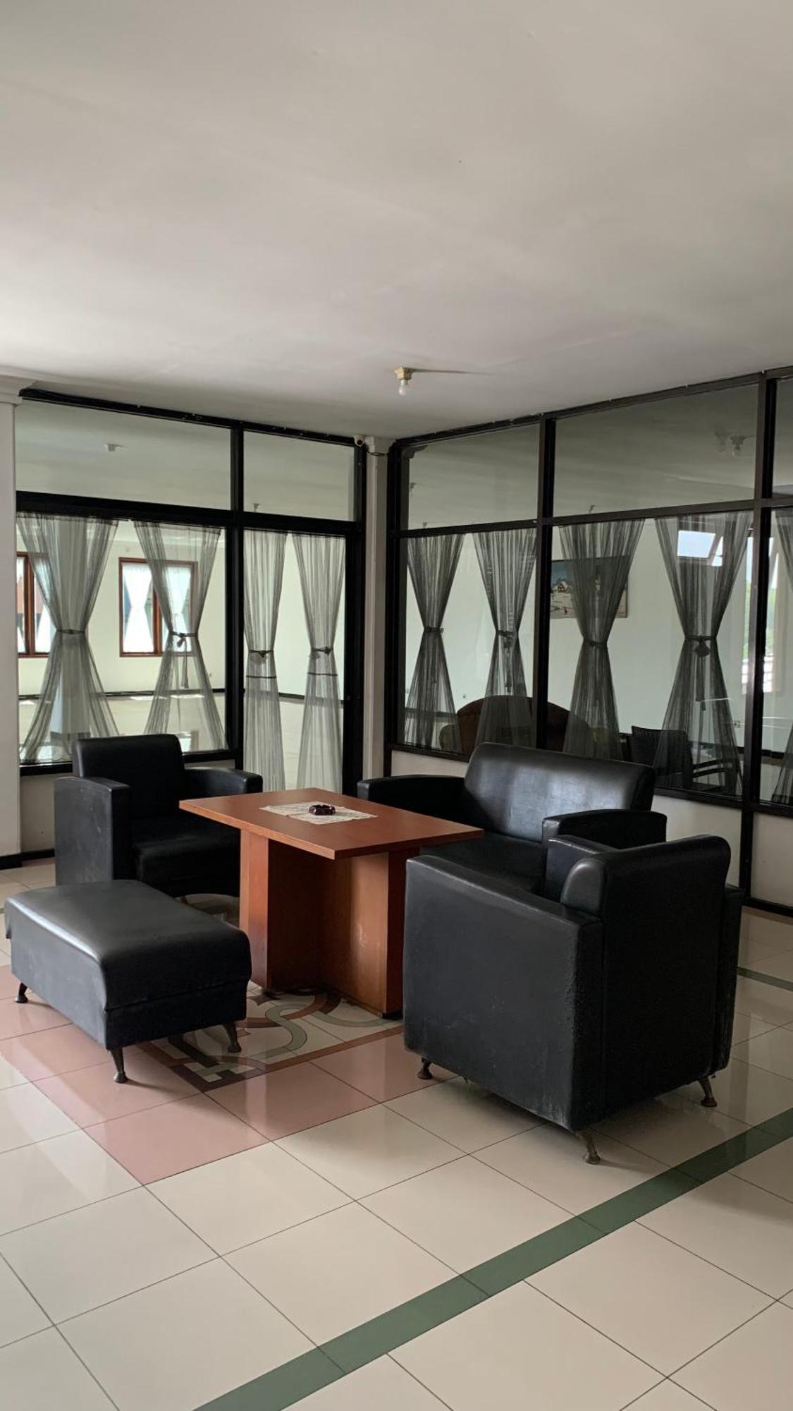 Spot On 94142 Al Fatih Residence Syariah 2 Jakarta Bagian luar foto